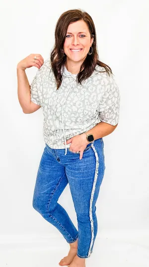 Hooded Leopard Short Sleeves - Variety