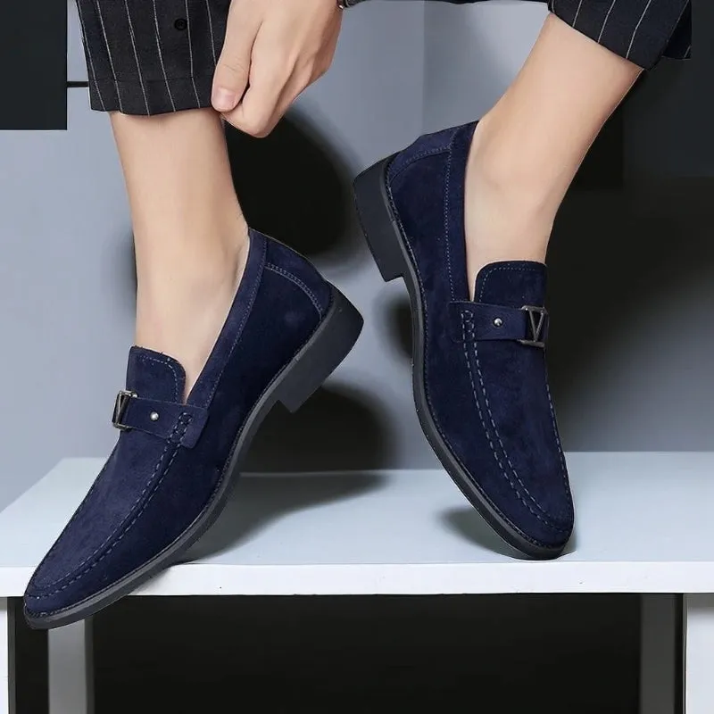 VIEATRA SUEDE LOAFERS